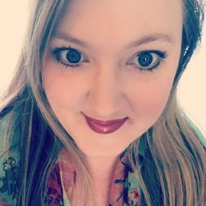 Meet your Posher, Sabra